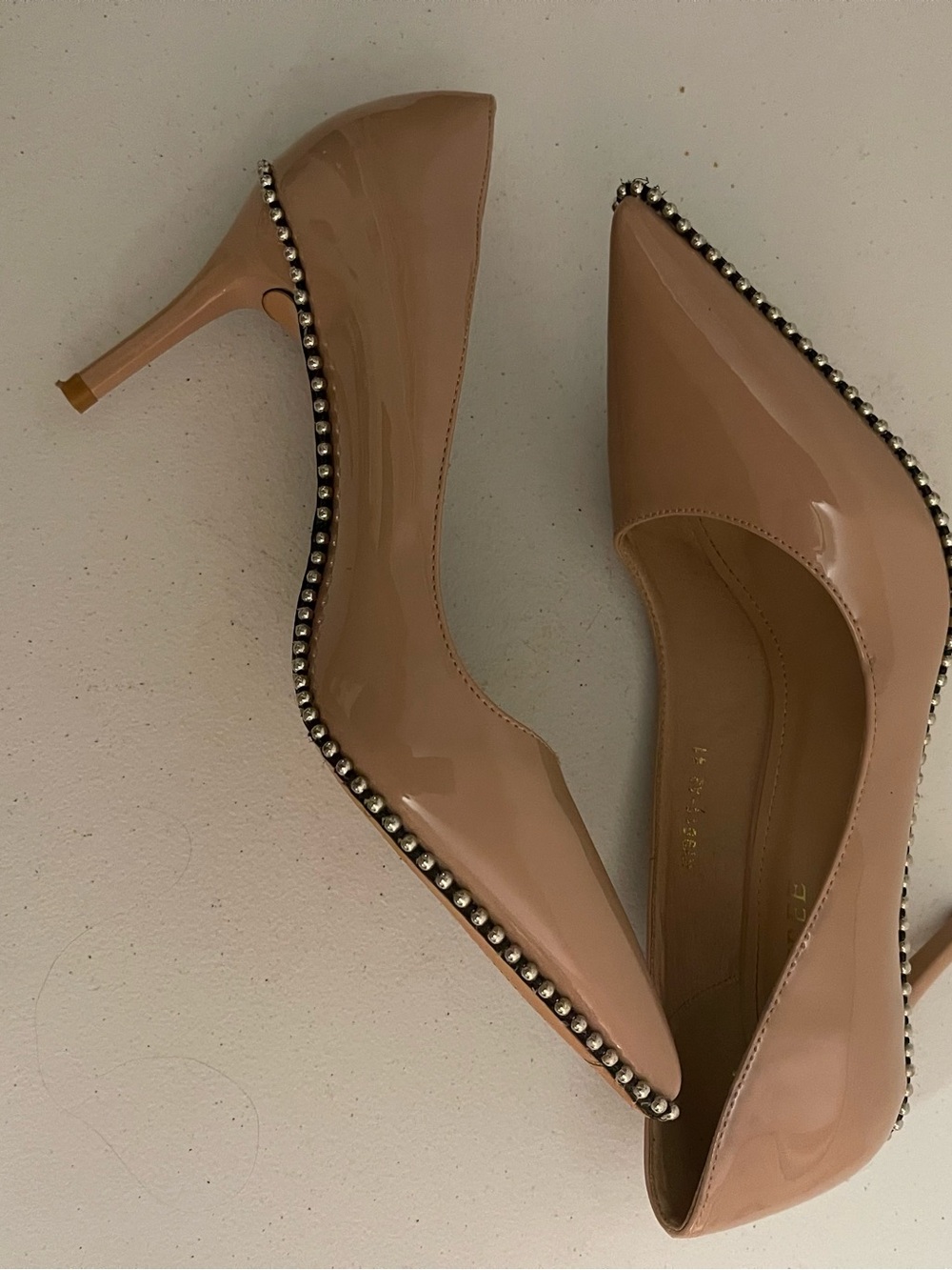 Big Tree Nude Patent Leather Pointed Toe Pumps with Stud Trim sz 41 US 10